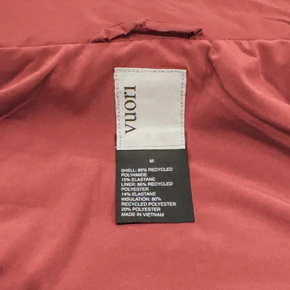 NWT VUORI Women’s Canyon Insulated Vest Cerise Wine Maroon Size Medium - Picture 7 of 9